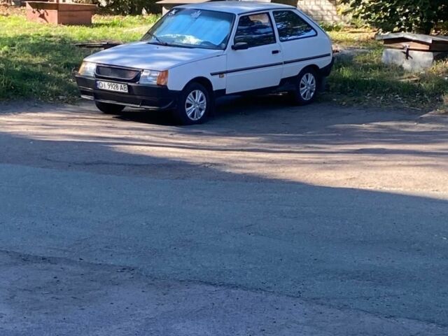 Білий ЗАЗ 1102 Таврія, об'ємом двигуна 1.1 л та пробігом 250 тис. км за 315 $, фото 1 на Automoto.ua