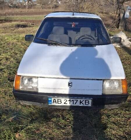 Белый ЗАЗ 1102 Таврия, объемом двигателя 1.09 л и пробегом 72 тыс. км за 700 $, фото 1 на Automoto.ua