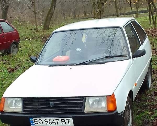 Белый ЗАЗ 1102 Таврия, объемом двигателя 1.1 л и пробегом 87 тыс. км за 380 $, фото 1 на Automoto.ua