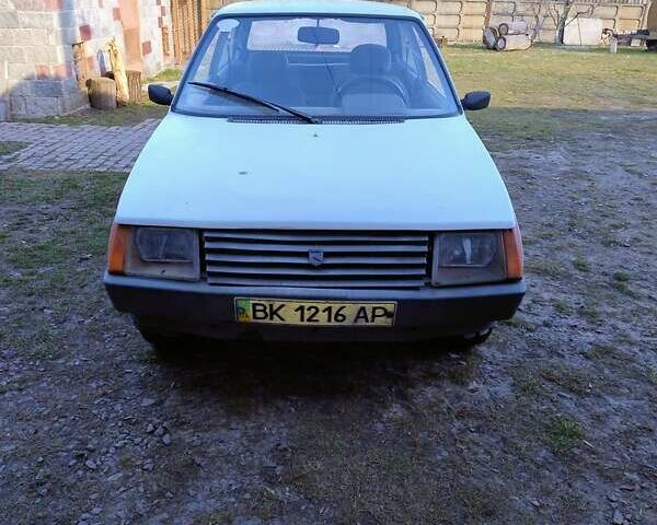 Білий ЗАЗ 1102 Таврія, об'ємом двигуна 1.1 л та пробігом 172 тис. км за 600 $, фото 1 на Automoto.ua