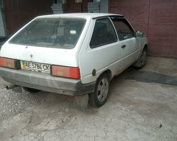 Білий ЗАЗ 1102 Таврія, об'ємом двигуна 1.1 л та пробігом 250 тис. км за 614 $, фото 1 на Automoto.ua