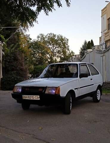 Белый ЗАЗ 1102 Таврия, объемом двигателя 1.2 л и пробегом 86 тыс. км за 650 $, фото 1 на Automoto.ua