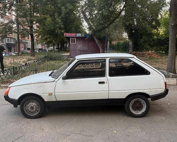 Білий ЗАЗ 1102 Таврія, об'ємом двигуна 1.09 л та пробігом 410 тис. км за 600 $, фото 1 на Automoto.ua
