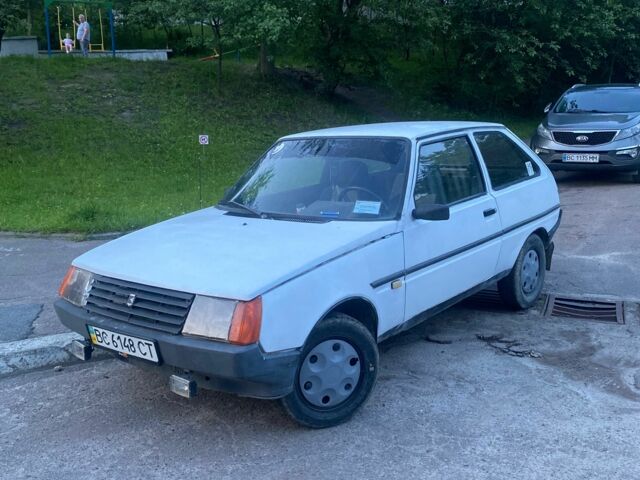 Белый ЗАЗ 1102 Таврия, объемом двигателя 1.1 л и пробегом 67 тыс. км за 850 $, фото 1 на Automoto.ua