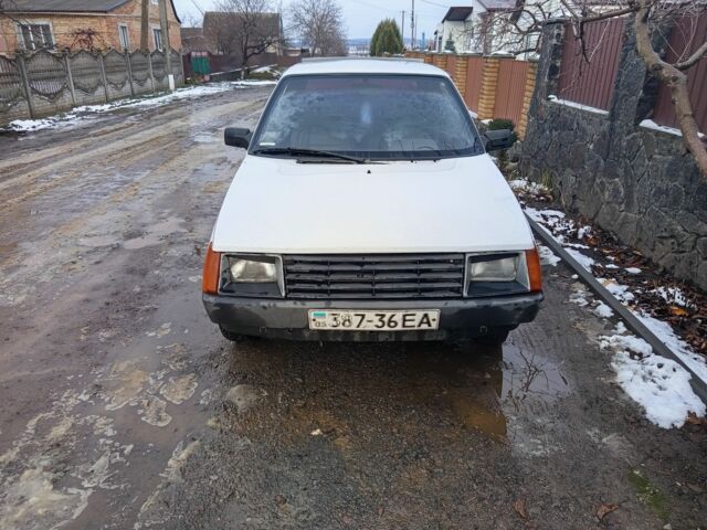 Белый ЗАЗ 1102 Таврия, объемом двигателя 1 л и пробегом 1 тыс. км за 344 $, фото 1 на Automoto.ua