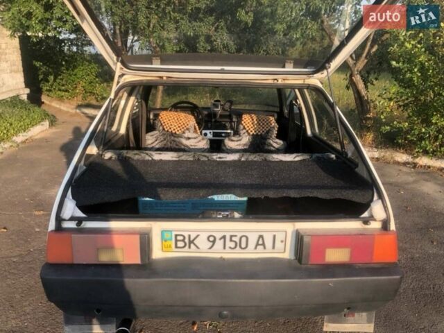 Білий ЗАЗ 1102 Таврія, об'ємом двигуна 1.1 л та пробігом 150 тис. км за 900 $, фото 1 на Automoto.ua
