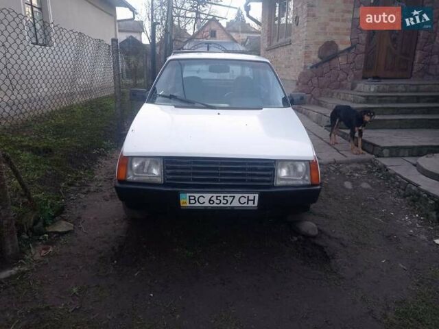 Белый ЗАЗ 1102 Таврия, объемом двигателя 1.2 л и пробегом 130 тыс. км за 500 $, фото 1 на Automoto.ua