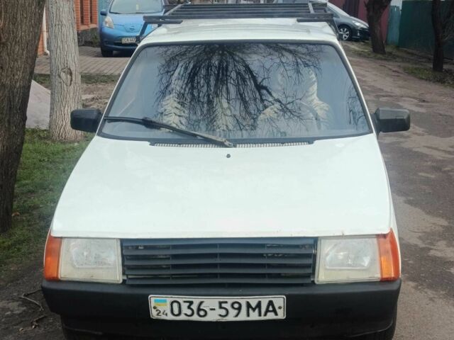 Белый ЗАЗ 1102 Таврия, объемом двигателя 1.1 л и пробегом 202 тыс. км за 521 $, фото 1 на Automoto.ua