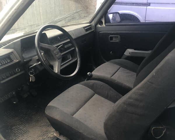 Белый ЗАЗ 1102 Таврия, объемом двигателя 1.2 л и пробегом 300 тыс. км за 400 $, фото 1 на Automoto.ua