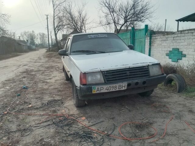 Белый ЗАЗ 1102 Таврия, объемом двигателя 0 л и пробегом 3 тыс. км за 390 $, фото 1 на Automoto.ua