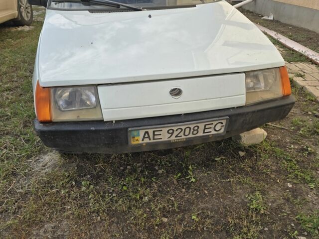 Белый ЗАЗ 1102 Таврия, объемом двигателя 0 л и пробегом 250 тыс. км за 800 $, фото 1 на Automoto.ua