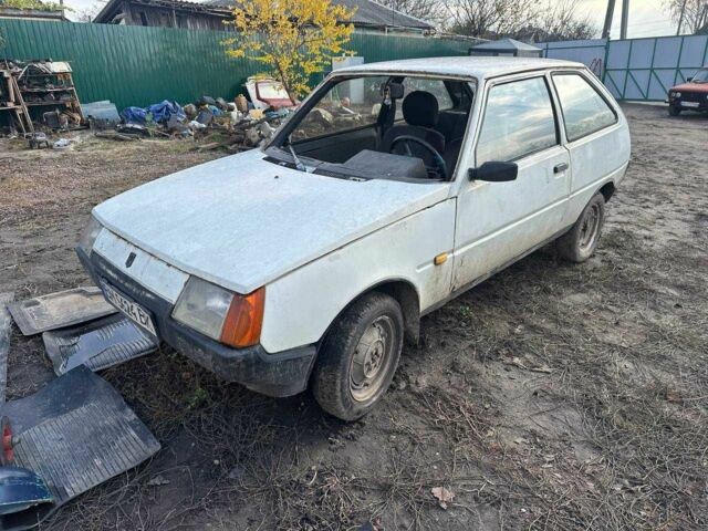 Белый ЗАЗ 1102 Таврия, объемом двигателя 1.1 л и пробегом 120 тыс. км за 239 $, фото 1 на Automoto.ua