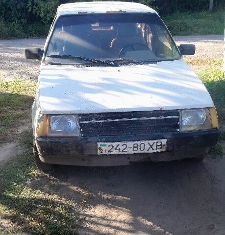 Белый ЗАЗ 1102 Таврия, объемом двигателя 1 л и пробегом 1 тыс. км за 267 $, фото 1 на Automoto.ua
