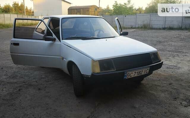 Белый ЗАЗ 1102 Таврия, объемом двигателя 1.2 л и пробегом 75 тыс. км за 475 $, фото 1 на Automoto.ua