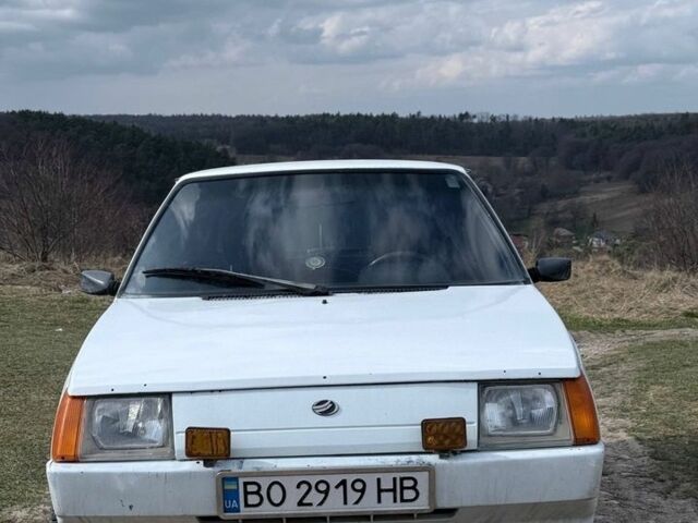 Белый ЗАЗ 1102 Таврия, объемом двигателя 1.2 л и пробегом 96 тыс. км за 500 $, фото 1 на Automoto.ua