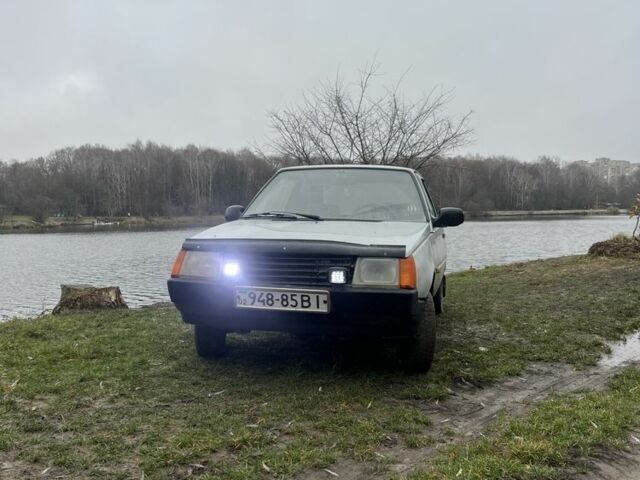 Білий ЗАЗ 1102 Таврія, об'ємом двигуна 1.2 л та пробігом 2 тис. км за 450 $, фото 1 на Automoto.ua