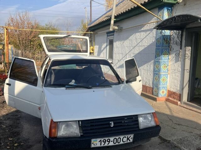 Белый ЗАЗ 1102 Таврия, объемом двигателя 1.1 л и пробегом 3 тыс. км за 545 $, фото 1 на Automoto.ua