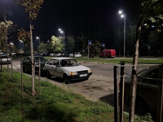 Білий ЗАЗ 1102 Таврія, об'ємом двигуна 1.1 л та пробігом 150 тис. км за 602 $, фото 1 на Automoto.ua