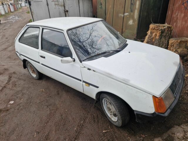 Білий ЗАЗ 1102 Таврія, об'ємом двигуна 0 л та пробігом 100 тис. км за 308 $, фото 1 на Automoto.ua