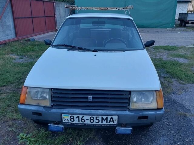 Білий ЗАЗ 1102 Таврія, об'ємом двигуна 1.1 л та пробігом 100 тис. км за 493 $, фото 1 на Automoto.ua