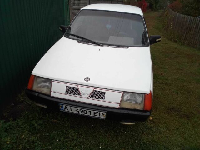 Белый ЗАЗ 1102 Таврия, объемом двигателя 1 л и пробегом 3 тыс. км за 385 $, фото 1 на Automoto.ua