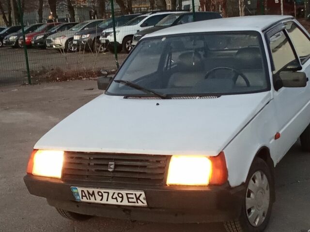 Белый ЗАЗ 1102 Таврия, объемом двигателя 0 л и пробегом 150 тыс. км за 452 $, фото 1 на Automoto.ua