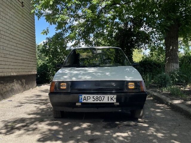 Белый ЗАЗ 1102 Таврия, объемом двигателя 1.3 л и пробегом 200 тыс. км за 631 $, фото 1 на Automoto.ua