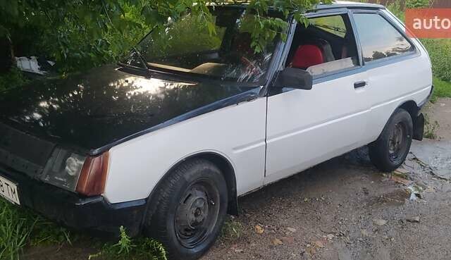 Білий ЗАЗ 1102 Таврія, об'ємом двигуна 0 л та пробігом 300 тис. км за 600 $, фото 1 на Automoto.ua