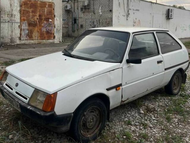 Белый ЗАЗ 1102 Таврия, объемом двигателя 1.2 л и пробегом 1000 тыс. км за 433 $, фото 1 на Automoto.ua