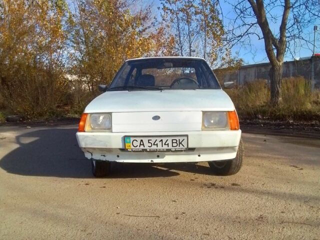 Білий ЗАЗ 1102 Таврія, об'ємом двигуна 1.09 л та пробігом 39 тис. км за 1200 $, фото 1 на Automoto.ua