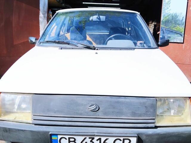 Белый ЗАЗ 1102 Таврия, объемом двигателя 1.1 л и пробегом 88 тыс. км за 650 $, фото 1 на Automoto.ua