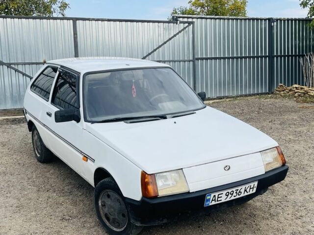 Белый ЗАЗ 1102 Таврия, объемом двигателя 1.1 л и пробегом 151 тыс. км за 850 $, фото 1 на Automoto.ua