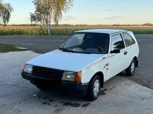 Белый ЗАЗ 1102 Таврия, объемом двигателя 1.2 л и пробегом 125 тыс. км за 853 $, фото 1 на Automoto.ua