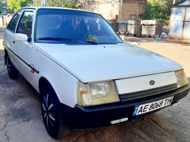 Белый ЗАЗ 1102 Таврия, объемом двигателя 1.2 л и пробегом 112 тыс. км за 1550 $, фото 1 на Automoto.ua
