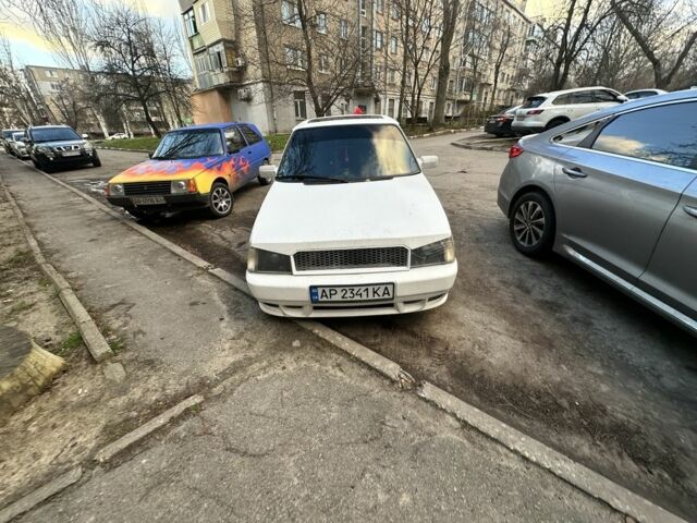 Белый ЗАЗ 1102 Таврия, объемом двигателя 1.1 л и пробегом 121 тыс. км за 1183 $, фото 1 на Automoto.ua