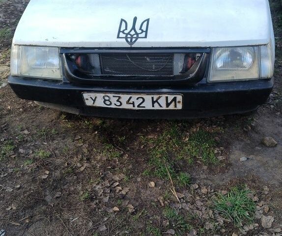 Білий ЗАЗ 1102 Таврія, об'ємом двигуна 1 л та пробігом 90 тис. км за 355 $, фото 1 на Automoto.ua