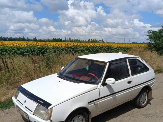 Білий ЗАЗ 1102 Таврія, об'ємом двигуна 0 л та пробігом 100 тис. км за 494 $, фото 1 на Automoto.ua