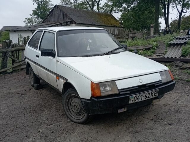 Белый ЗАЗ 1102 Таврия, объемом двигателя 0 л и пробегом 250 тыс. км за 500 $, фото 1 на Automoto.ua