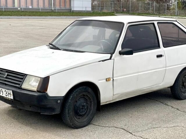 Білий ЗАЗ 1102 Таврія, об'ємом двигуна 1.1 л та пробігом 250 тис. км за 400 $, фото 1 на Automoto.ua