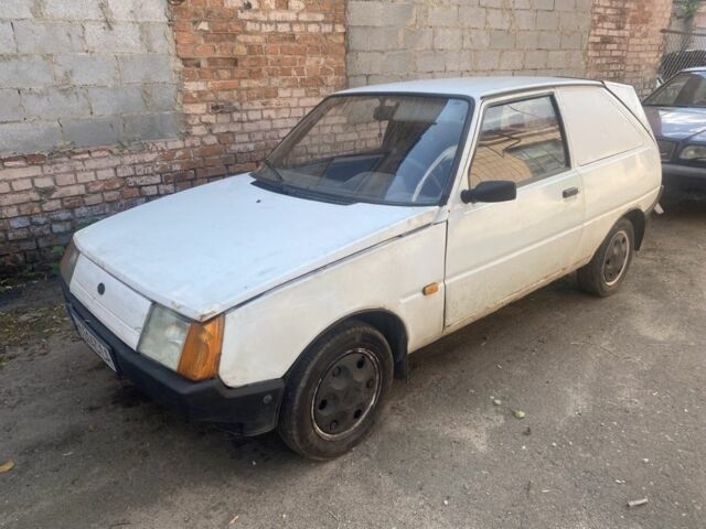 Белый ЗАЗ 1102 Таврия, объемом двигателя 1.2 л и пробегом 260 тыс. км за 355 $, фото 1 на Automoto.ua