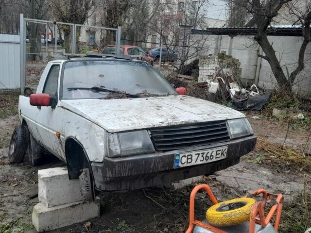 Белый ЗАЗ 1102 Таврия, объемом двигателя 1.2 л и пробегом 230 тыс. км за 355 $, фото 1 на Automoto.ua