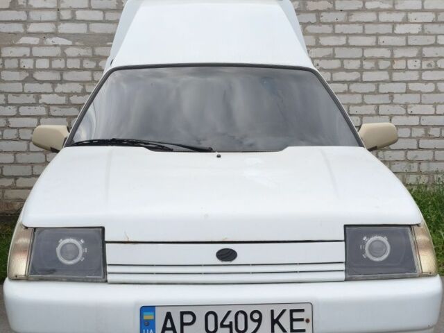 Белый ЗАЗ 1102 Таврия, объемом двигателя 1.2 л и пробегом 300 тыс. км за 800 $, фото 1 на Automoto.ua