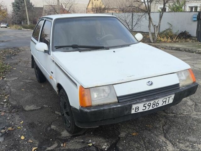 Белый ЗАЗ 1102 Таврия, объемом двигателя 1.1 л и пробегом 170 тыс. км за 426 $, фото 1 на Automoto.ua