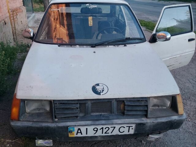 Белый ЗАЗ 1102 Таврия, объемом двигателя 1.2 л и пробегом 100 тыс. км за 360 $, фото 1 на Automoto.ua