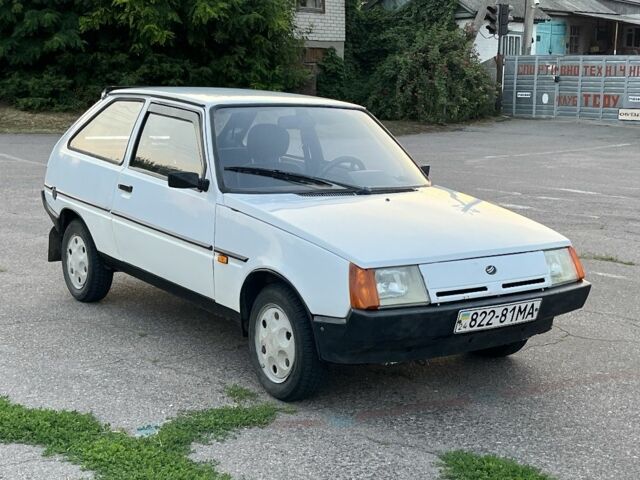Белый ЗАЗ 1102 Таврия, объемом двигателя 0 л и пробегом 100 тыс. км за 1200 $, фото 1 на Automoto.ua