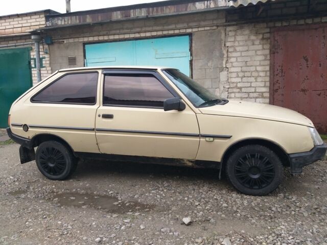 Бежевый ЗАЗ 1102 Таврия, объемом двигателя 0 л и пробегом 100 тыс. км за 473 $, фото 1 на Automoto.ua