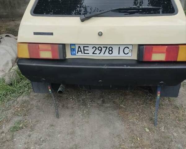 Бежевый ЗАЗ 1102 Таврия, объемом двигателя 1.1 л и пробегом 350 тыс. км за 1150 $, фото 1 на Automoto.ua