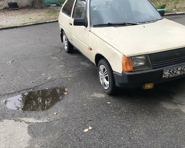 Бежевый ЗАЗ 1102 Таврия, объемом двигателя 1.1 л и пробегом 154 тыс. км за 598 $, фото 1 на Automoto.ua