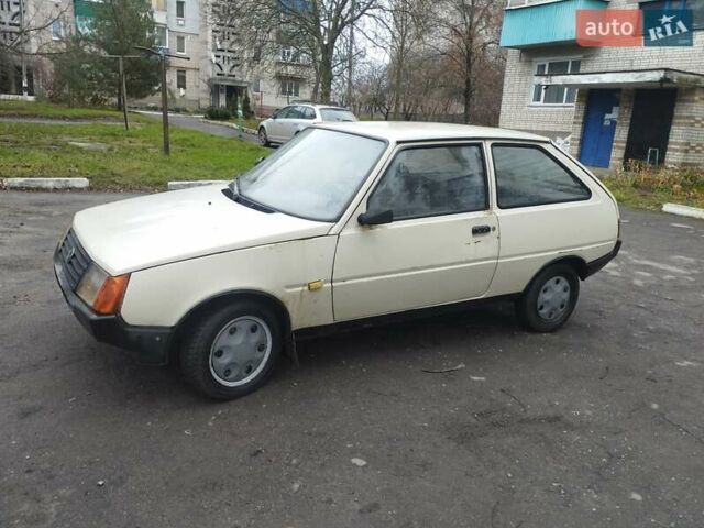 Бежевый ЗАЗ 1102 Таврия, объемом двигателя 1.1 л и пробегом 140 тыс. км за 450 $, фото 1 на Automoto.ua