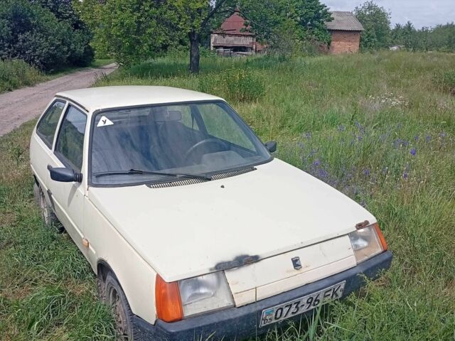 Бежевый ЗАЗ 1102 Таврия, объемом двигателя 1.1 л и пробегом 1000 тыс. км за 450 $, фото 1 на Automoto.ua